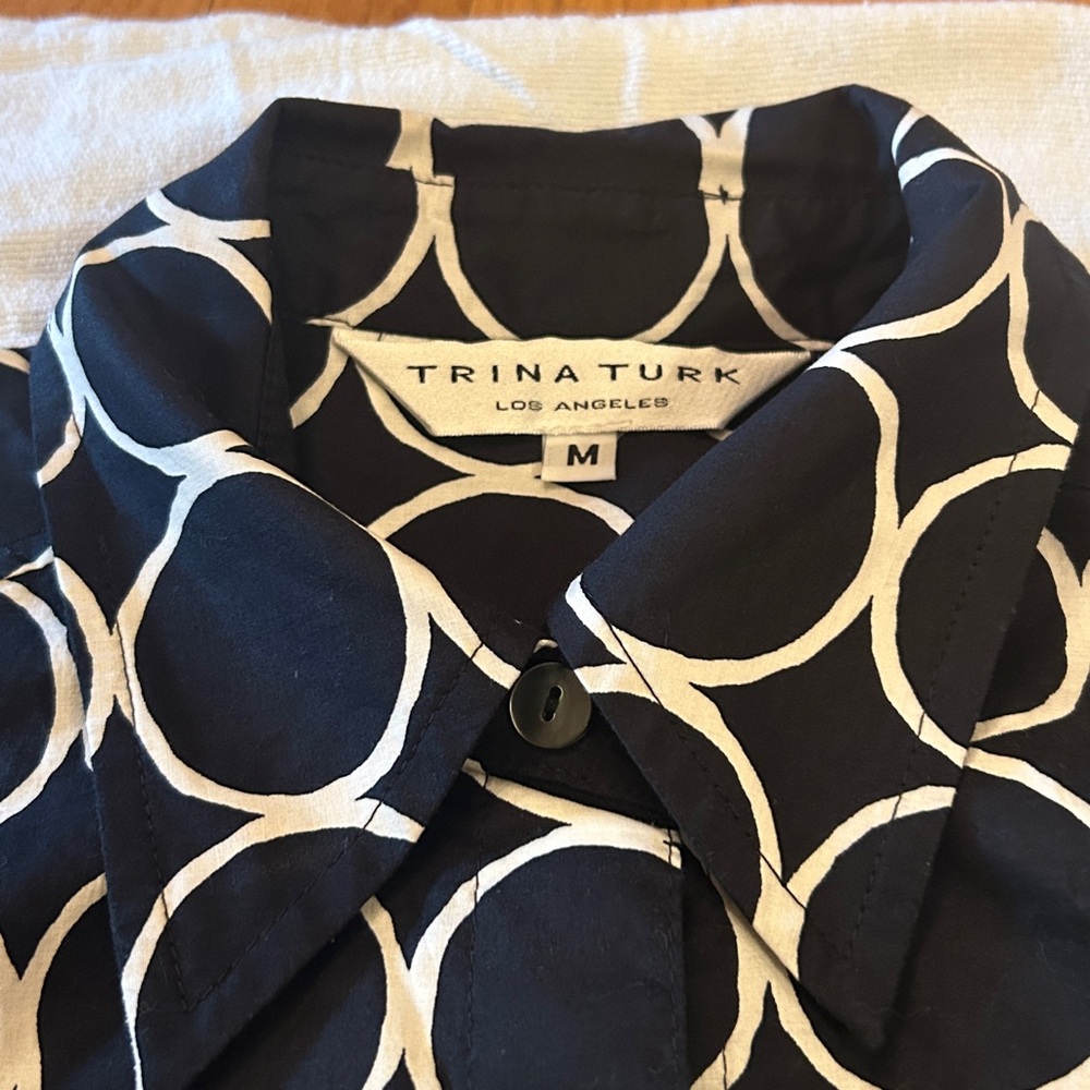 Trina Turk Geometric Black and White Puff Short-Sleeve Blouse Medium